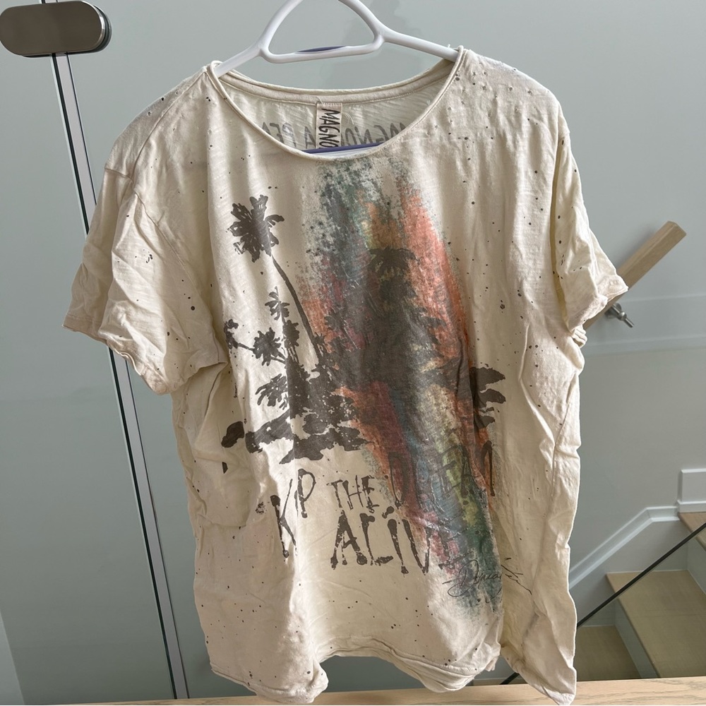 Magnolia Pearl Cream Artistic Graphic Tee